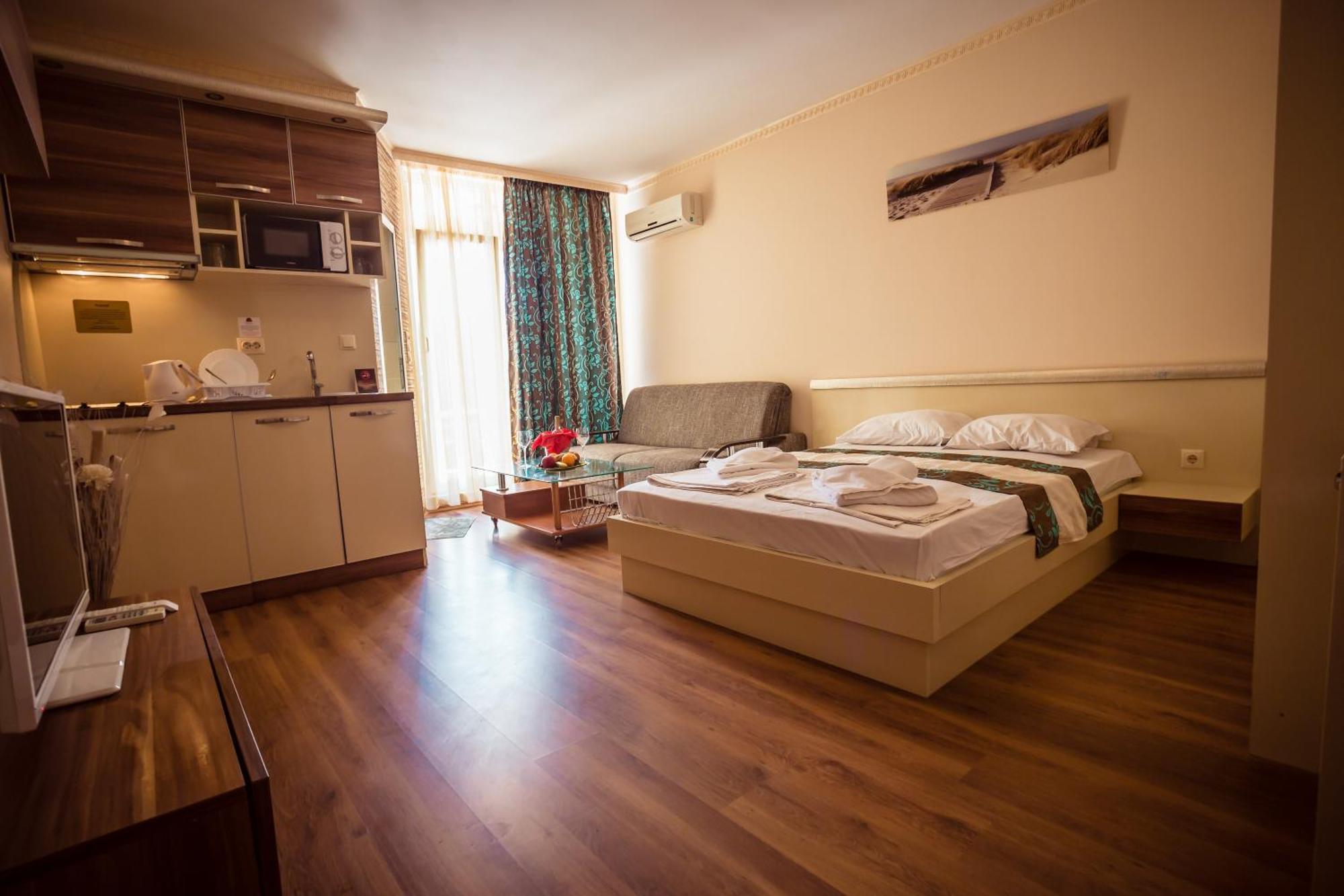 Biato Aparthotel